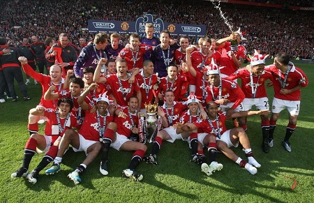 调整队内氛 调整队内氛